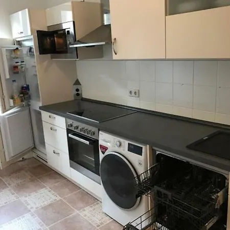 Alt Eller 3 40229 Apartment *