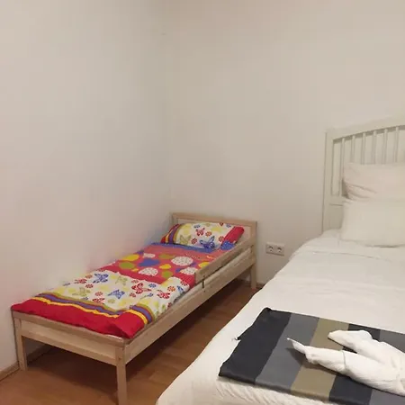 Apartment Alt Eller 3 40229 *